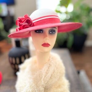 EUC Elegant Red and Cream Sun Hat “RED HAT SOCIETY”